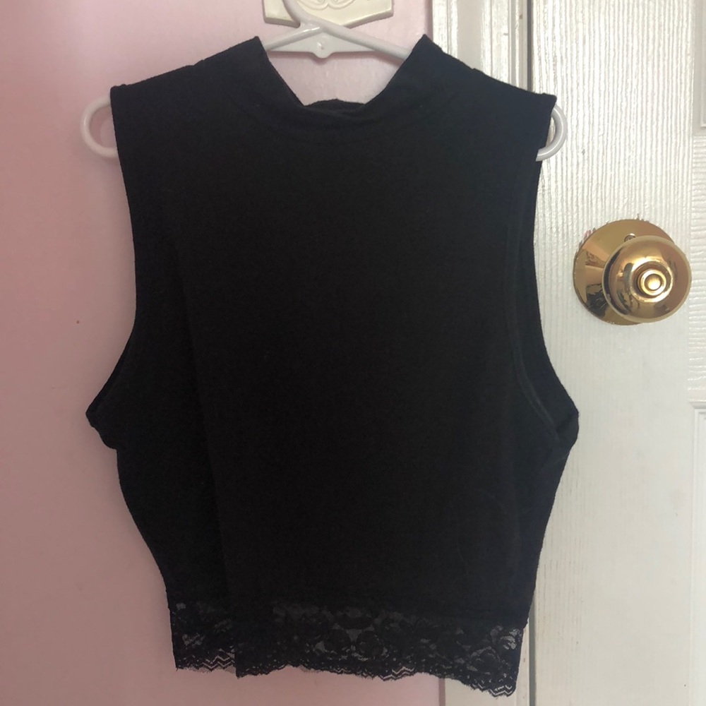 Blank sleeveless crop top